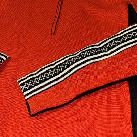 Obermeyer Red 1/4 Zip Ski Sweater - Size Medium - Picture 2 of 7